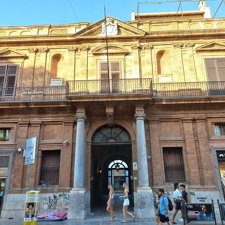 Appartamento Al Palazzo Del Principe Al Massimo Palermo Esterno foto