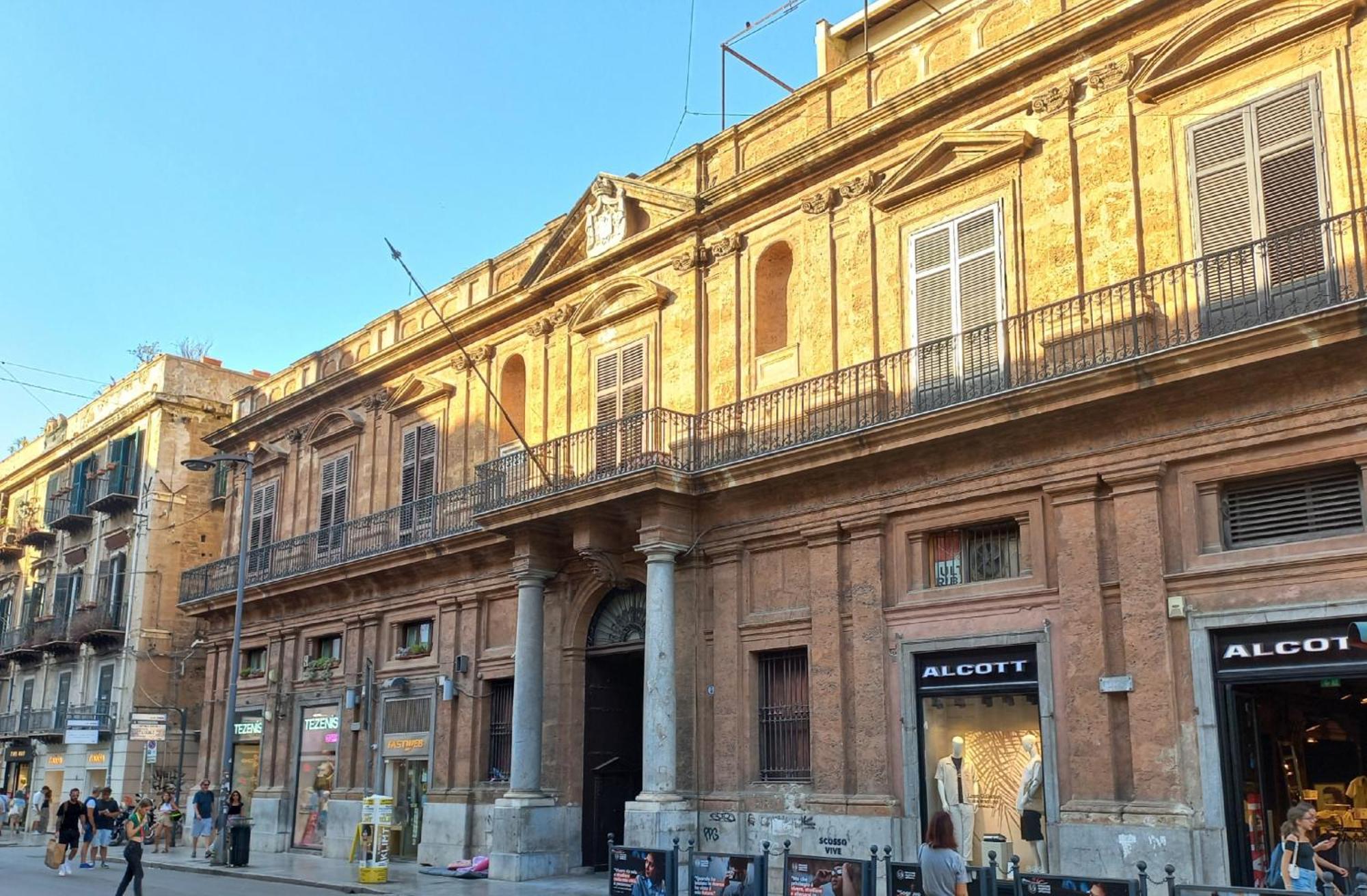 Appartamento Al Palazzo Del Principe Al Massimo Palermo Esterno foto